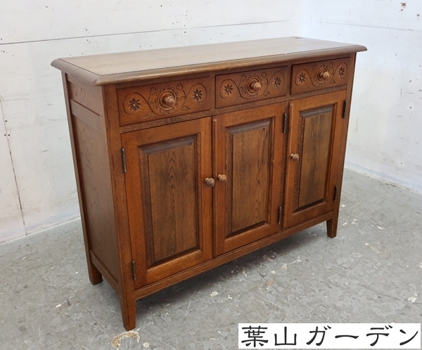 イタリアの高級家具ブランド”Eddi Rose(エディローズ)”のアンティーク