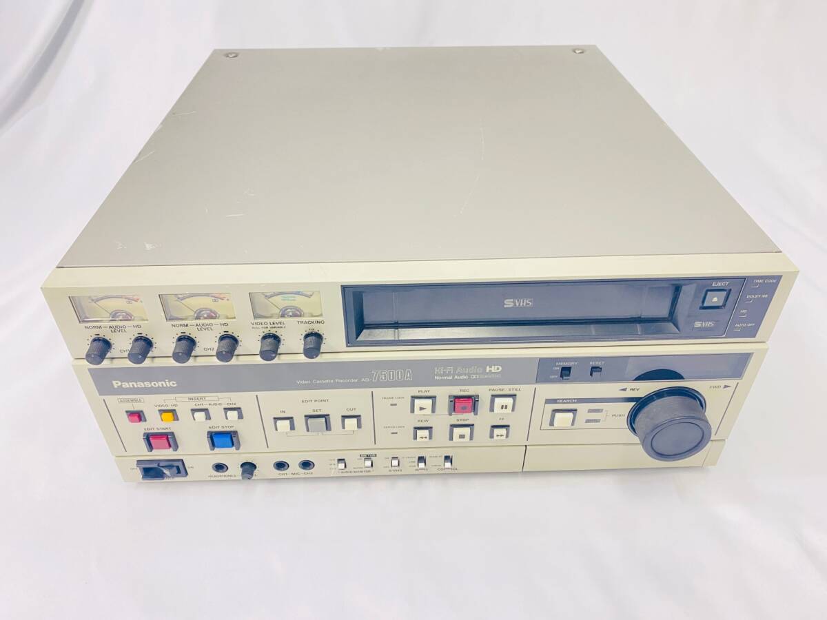 Panasonic BSチューナー内蔵S-VHSビデオ NV-SVB300 新品】T1331 Panasonic BSチューナー内蔵S-VHSビデオ NV-SVB300 新品】T1331