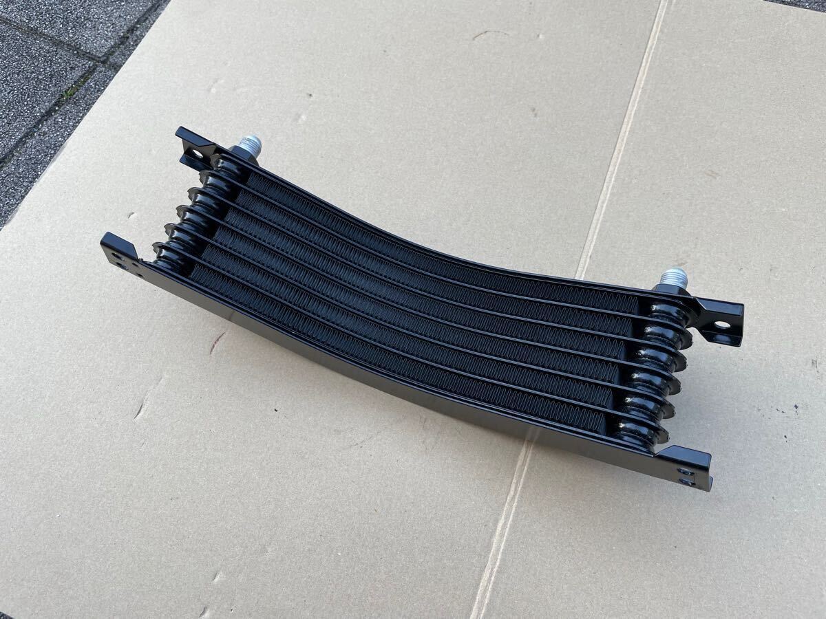 プロト(Plot) オイルクーラーコア ラウンド 段数/ホースサイズ 13段/#6 ブラック(塗装) H/W/T 175.9/332.6/3 プロト13段オイルクーラー  | プロト(Plot) オイルクーラーコア