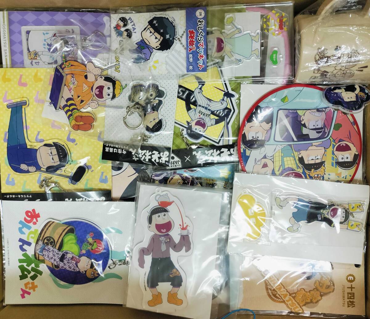 おそ松さん ケモ耳 アクリルスタンド