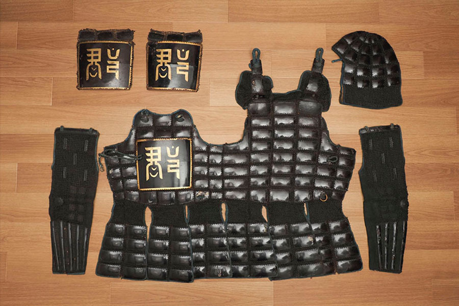 江戸期 鉄鍔 銘「國廣」 7.9cm 日本刀 武具 甲冑