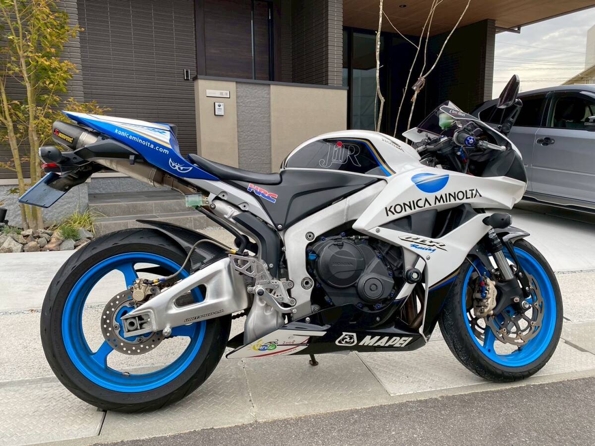 ○○○貴重！CBR600RR (PC40) コニカミノルタ限定車、ホンダ純正外装