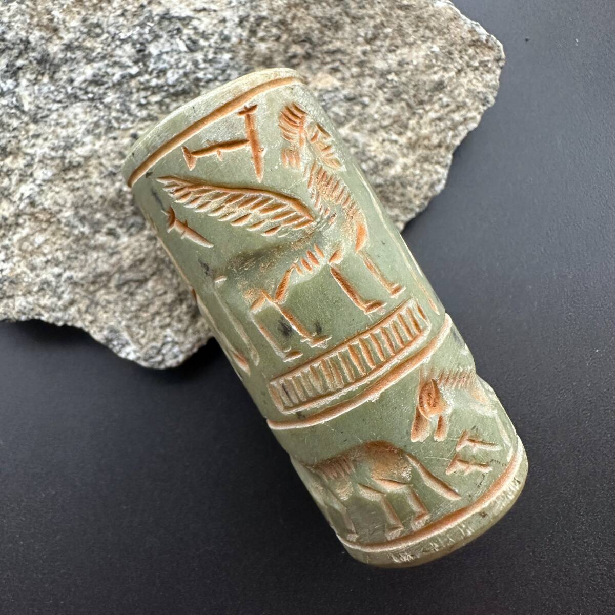 ☆【レプリカ】『古代メソポタミア文明 円筒印章』 絵文字／闘争文様