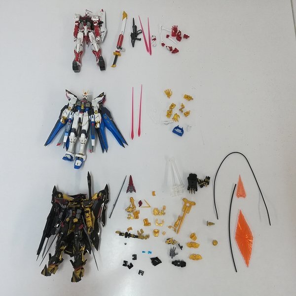 6-172] プラモデル BB戦士 破牙魔 R-02 特製ゴールドフレーム 未組立