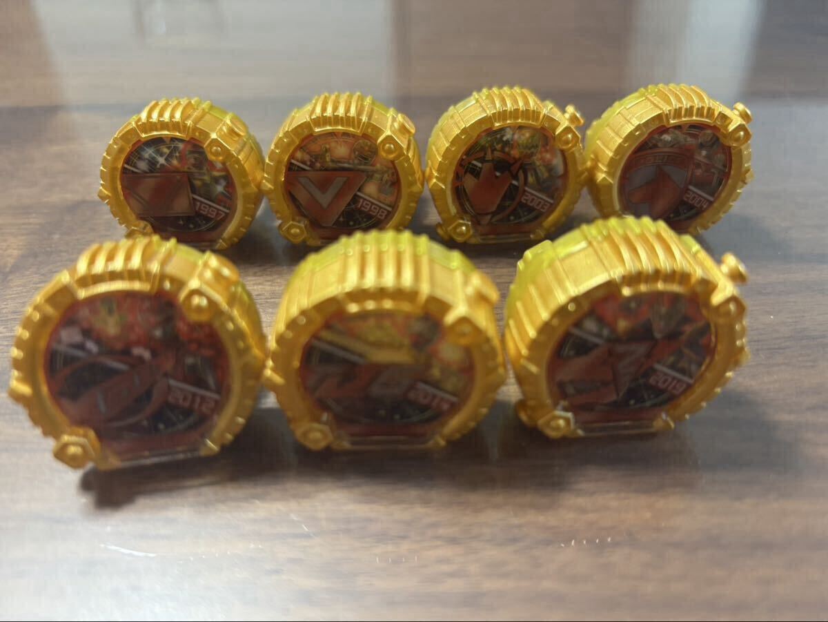 新品】【レンジャーキーセット RAINBOW EDITION】 トッキュウジャーの 