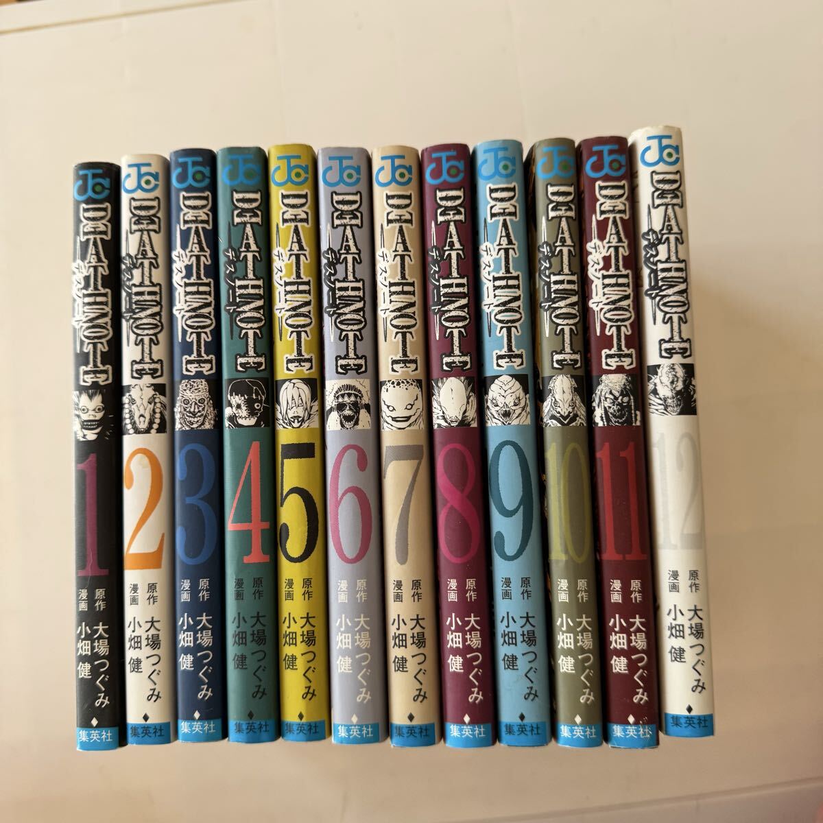 即決】韓国語版！☆デスノート1巻☆DEATH NOTE☆コミック☆漫画☆洋書