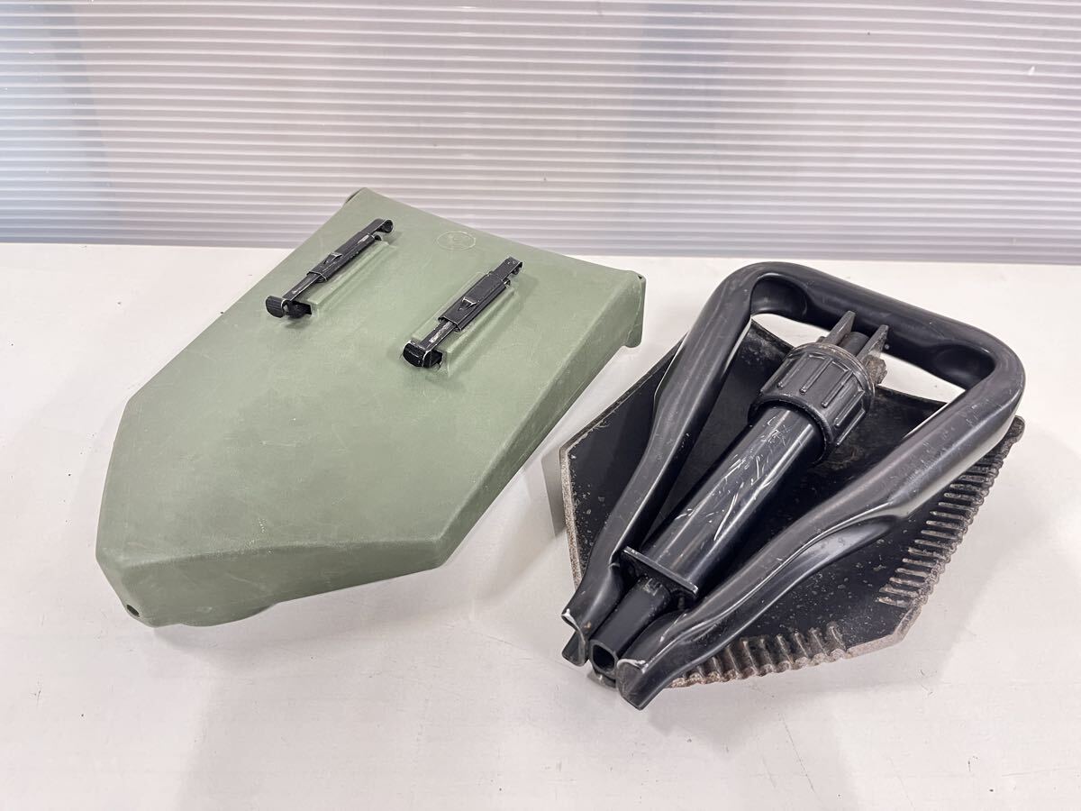 中古】1998年 陸上自衛隊 実物 携帯エンピ2型 折り畳み式スコップ