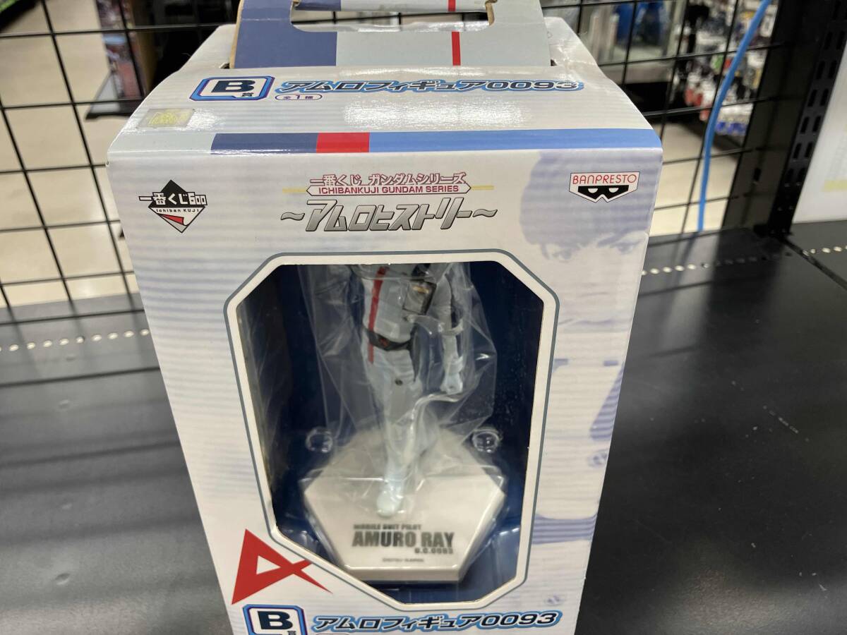 新品】スーパーヘッドディスプレイνガンダム（ニューガンダム）未開封