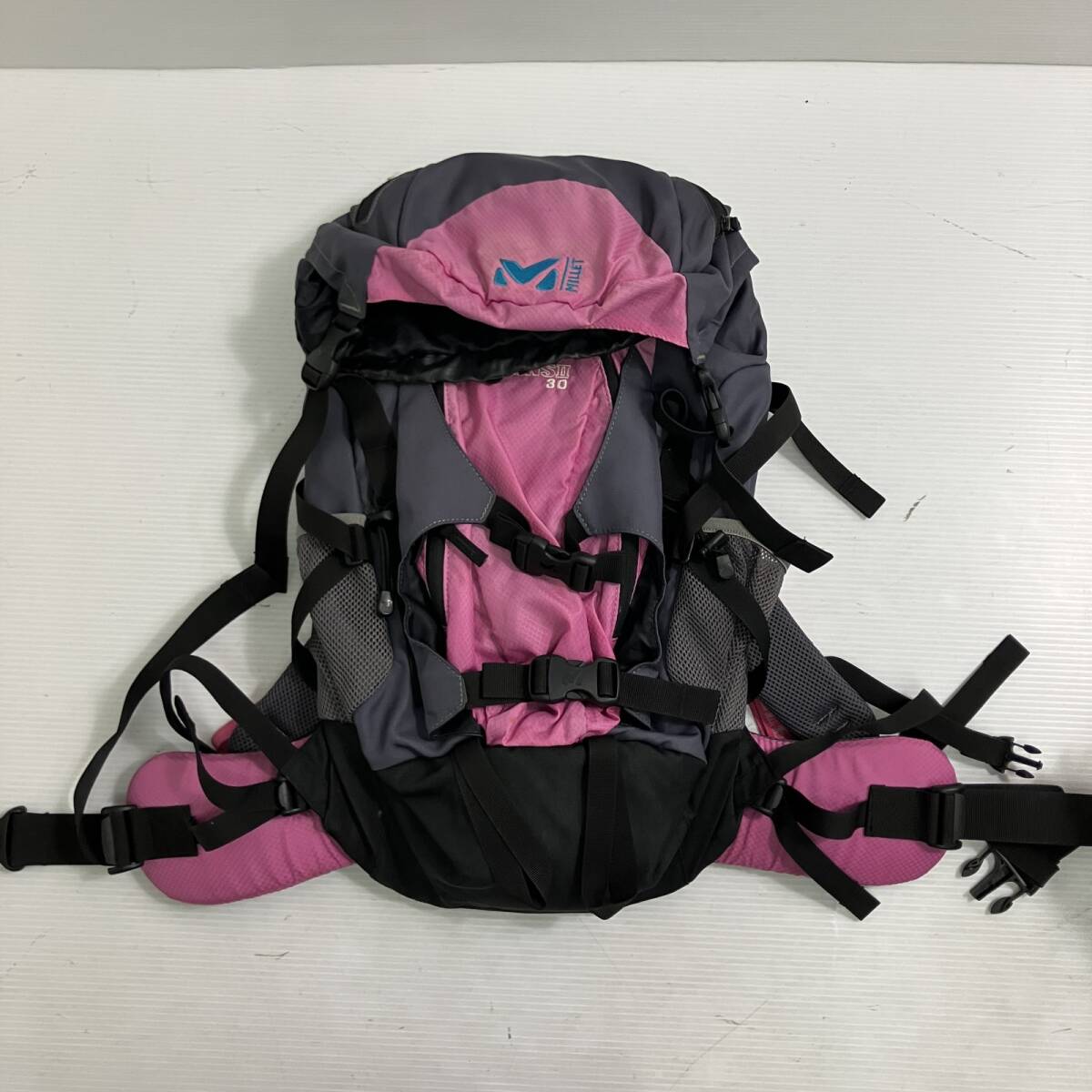 中古】MILLET ECRINS 30 ミレー エクラン30 ブラック☆バックパックの 
