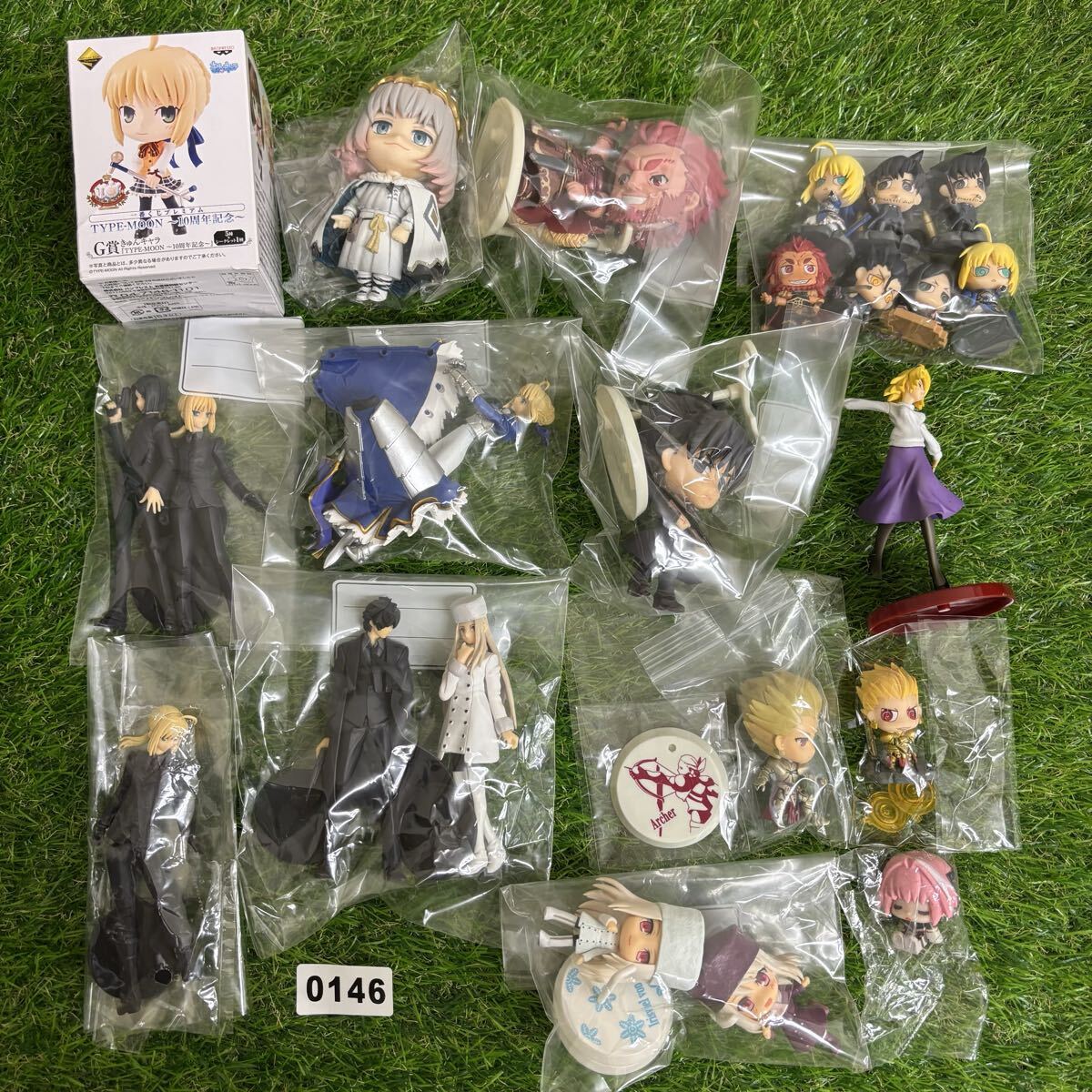 新品】ねんどろいど 410 ギルガメッシュ 手 小物パーツ 剣 王の財宝