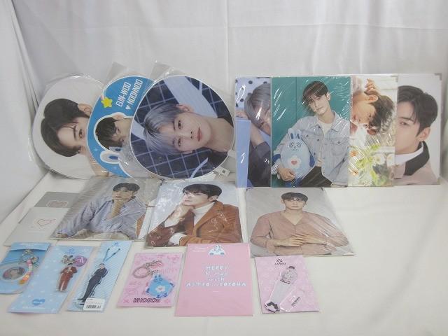 目立った傷や汚れなし】ASTRO(チャウヌ)直筆サイン入り写真の落札情報
