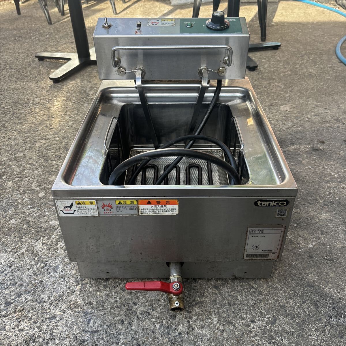 中古】ニチワ 油量8L 電気フライヤー SEFD-8-1LSP 200V (S786)の落札