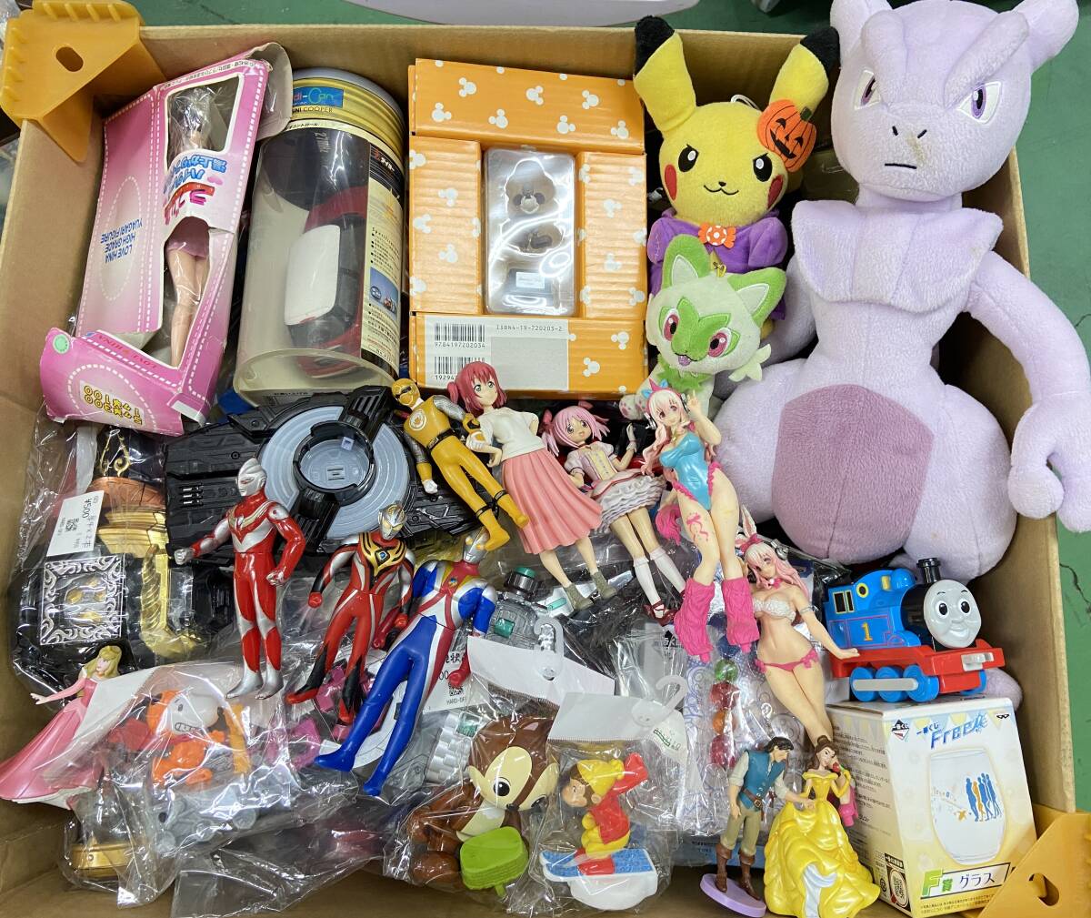 ポケモンフィギュア プラコロ ミュウ ミュウツー クリア 計2点の落札