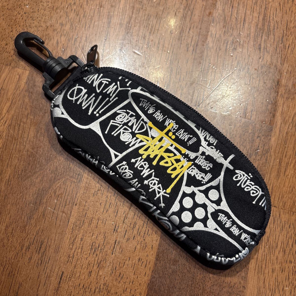 中古】キムタク着レアSTUSSY×NEWERA BIG LOGO CAPブラック7 5/8(60.6cm 