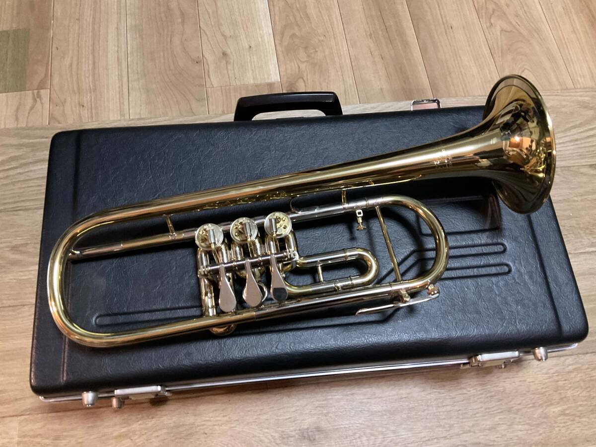 中古】チェルベニー ロータリートランペット B♭ CTR 701の落札情報