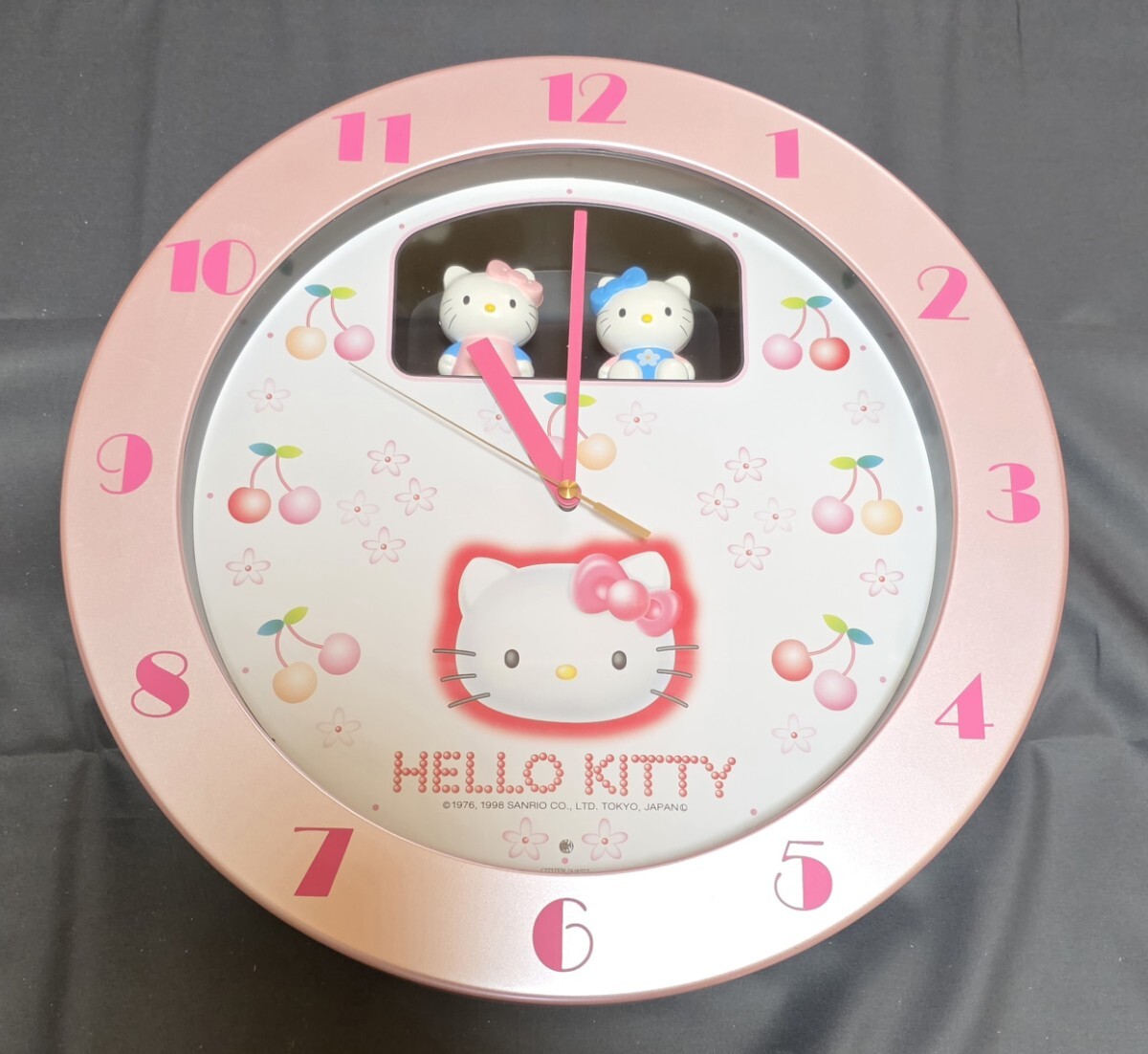 新品】ハロー・キティ からくり時計 6曲いり 共にテストOK 赤振り子