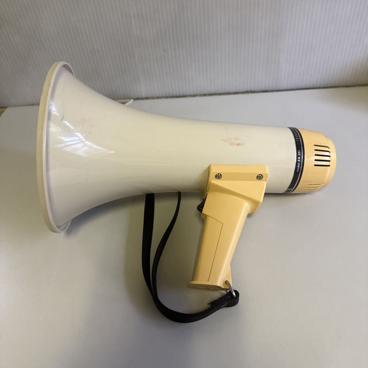 傷や汚れあり】mi2861080/ TOA トランジスタメガホン 拡声器 ER-307