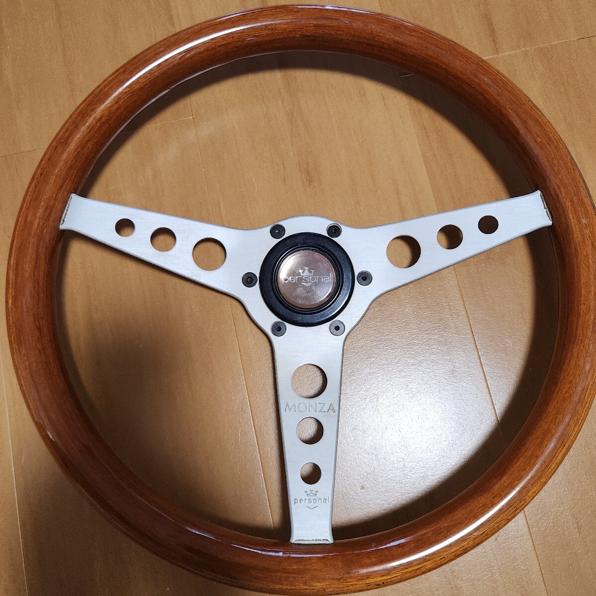 中古】☆当時物☆ MOMO モモ 2スポーク ステアリング ハンドル 35Φ