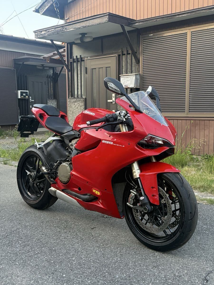 値下げ！！DUCATI ドカティー ドゥカティ 1198 走行少ない