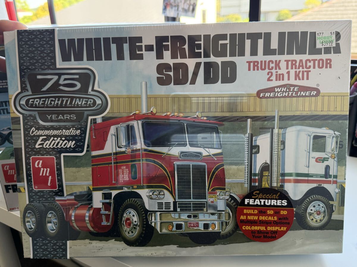 新品】1/25 GAKKEN amt/WHITE FREIGHTLINER/ホワイトフレイトライナー