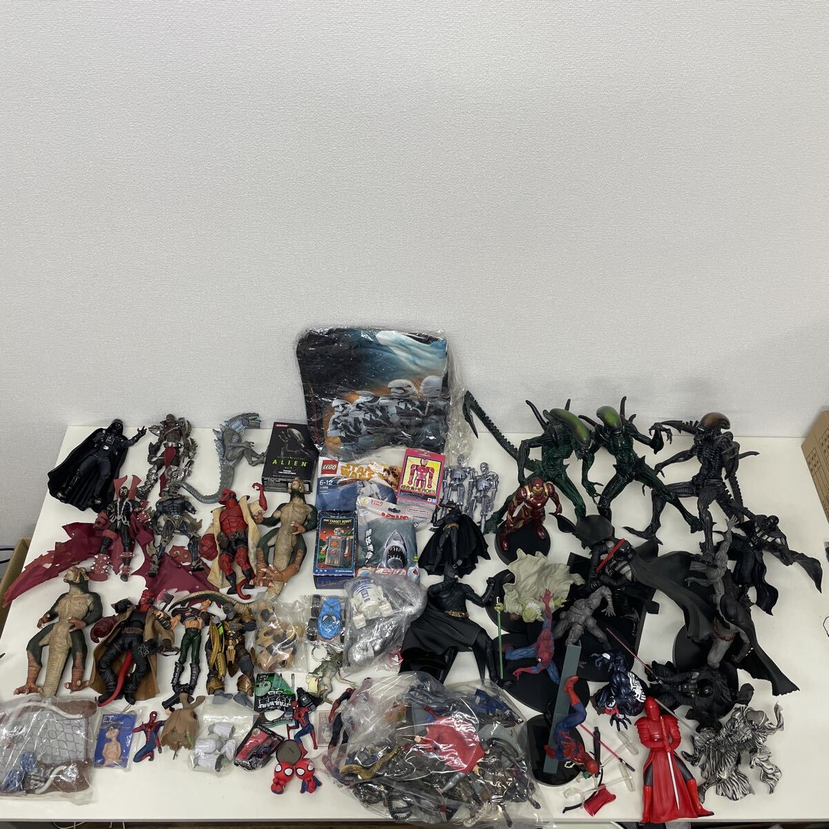 中古】スターウォーズ 3.75インチ ジャバ宮殿のエイリアンセットの落札