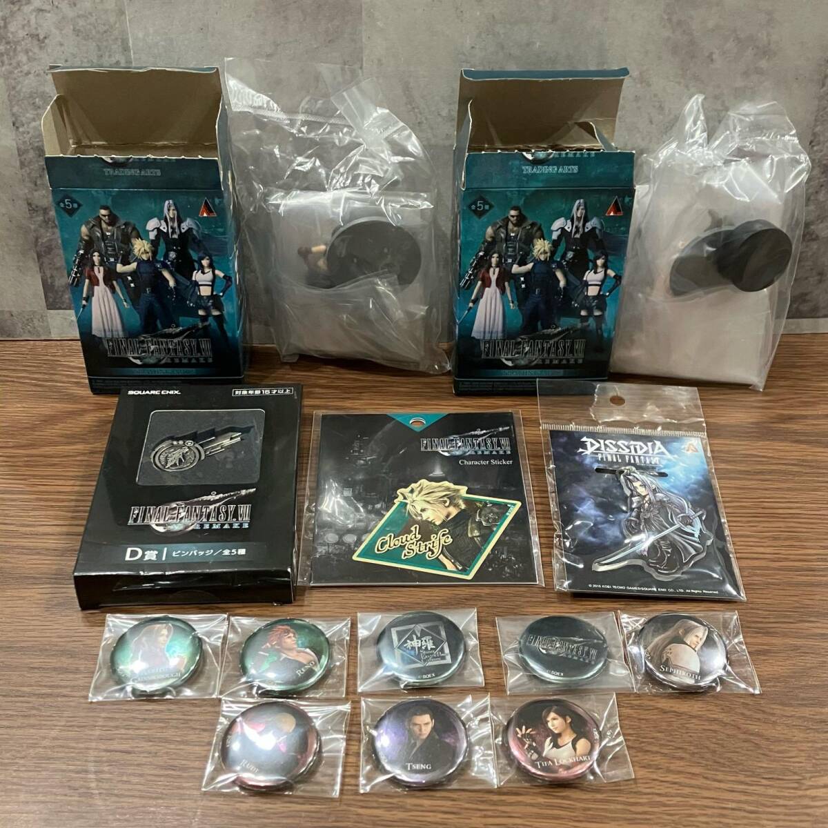 ☆送料100円!【美品】スクエニカフェ FFXVコラボ ピンズ [イグニス