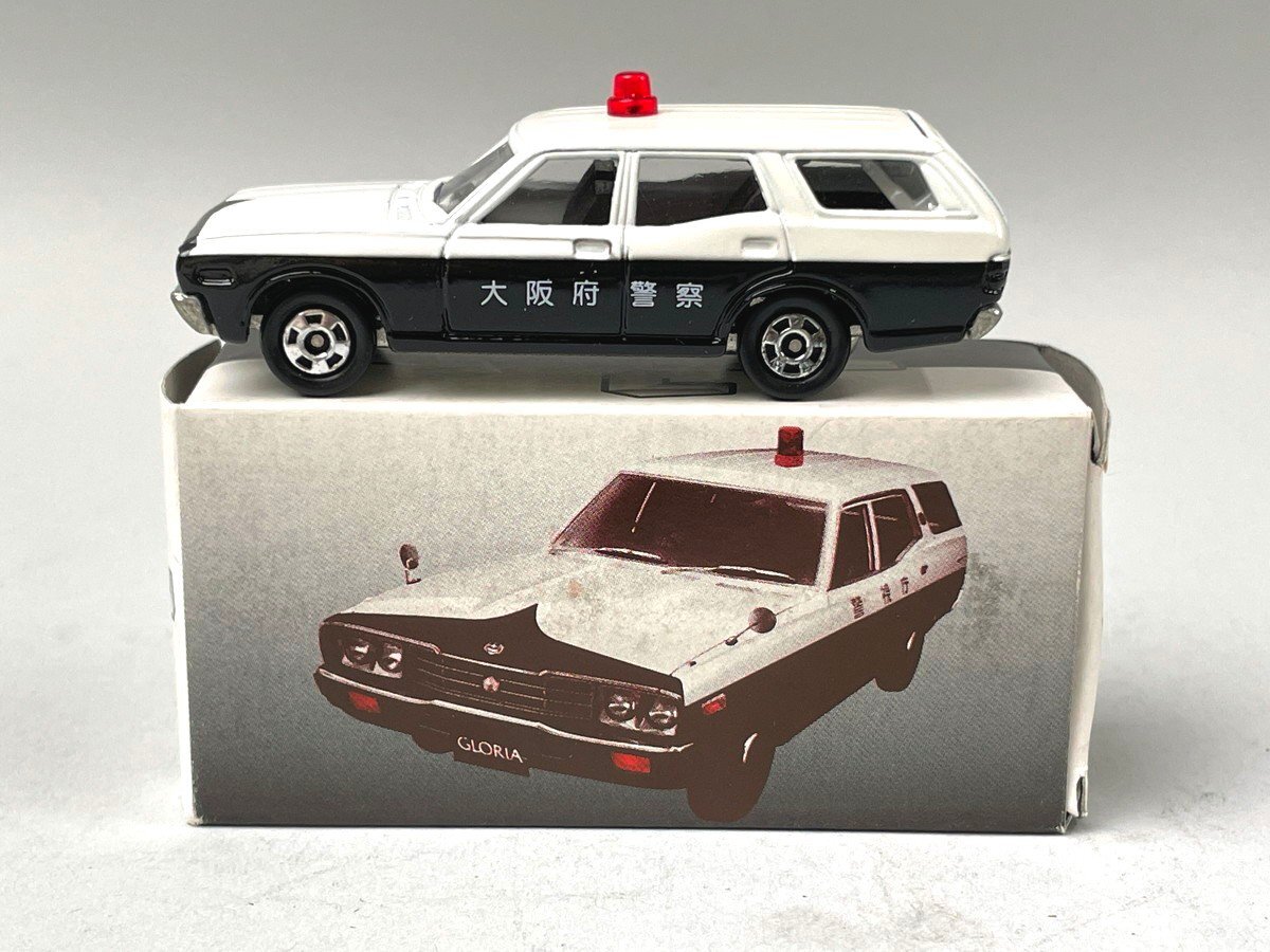 開封済み中古品 トミカ 大阪府警 パトカー 2台セット ①トヨタ