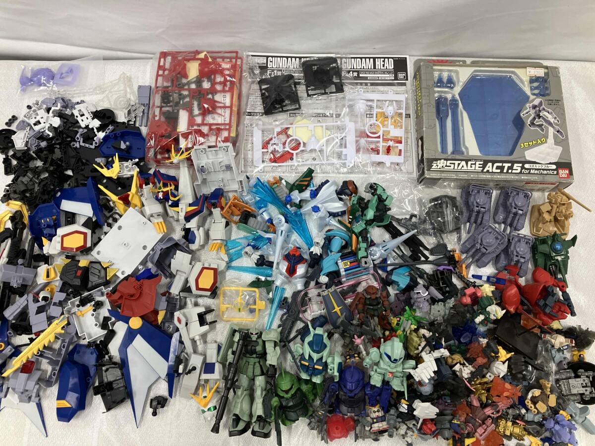 中古】ダンボール戦機 LBXバトルカスタム ケース フィギュアセットの