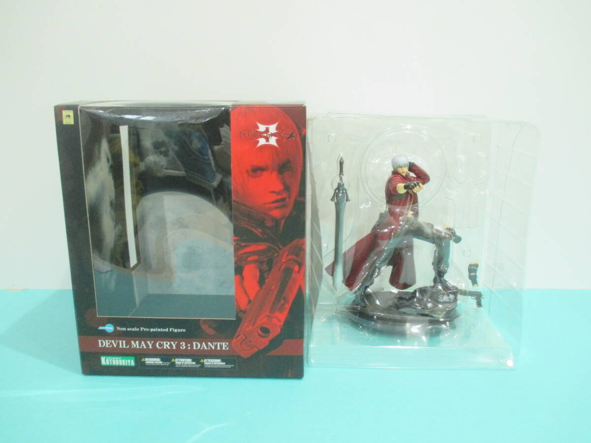 新品】Devil May Cry 5 デビルメイクライ 5 DMC5 カプコンカフェ
