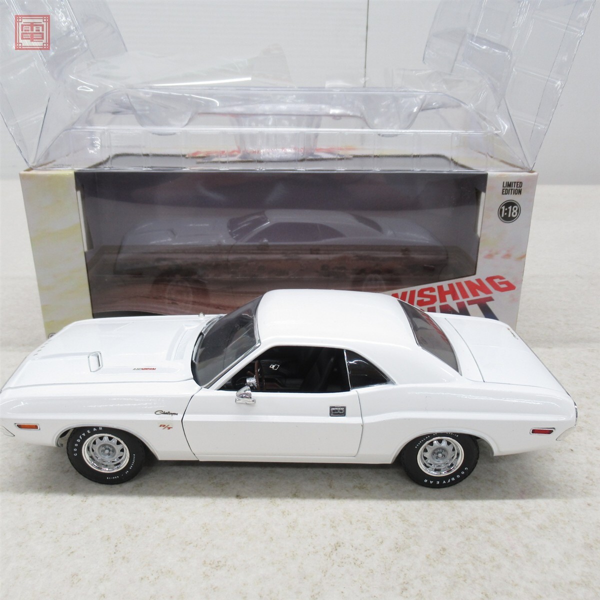 新品】Greenlight ジョン ウィック 1/64 2011 ダッジ チャージャー