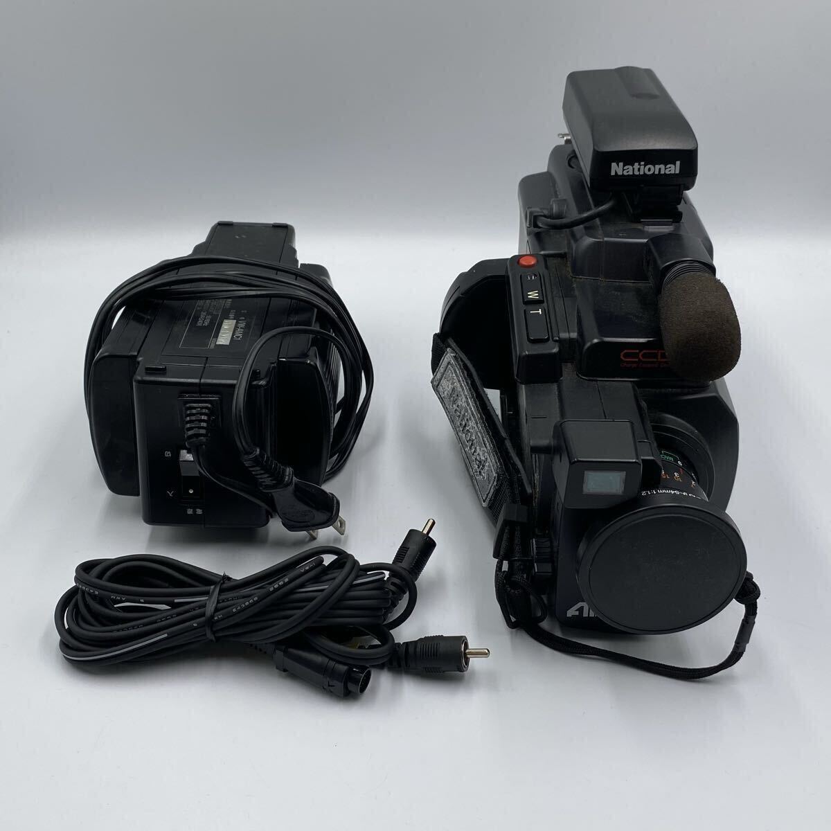 Panasonic製 VHS-C対応ポータブル・ビデオTV 『MACLORD AV GEAR NV-V1