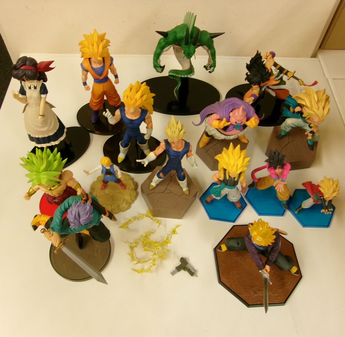新品】ドラゴンボールヒーローズ 初期3弾 H3-CP1 孫悟空 超サイヤ人3