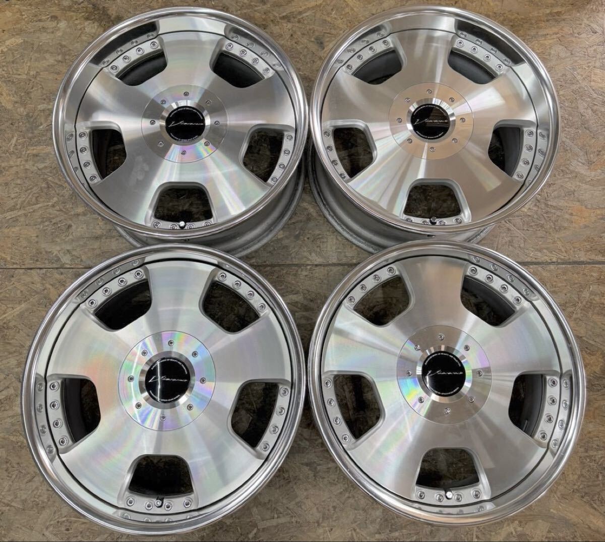 SSR Vienna DISH 9Jx18インチ オフセット+6 10Jx18インチ オフセット+