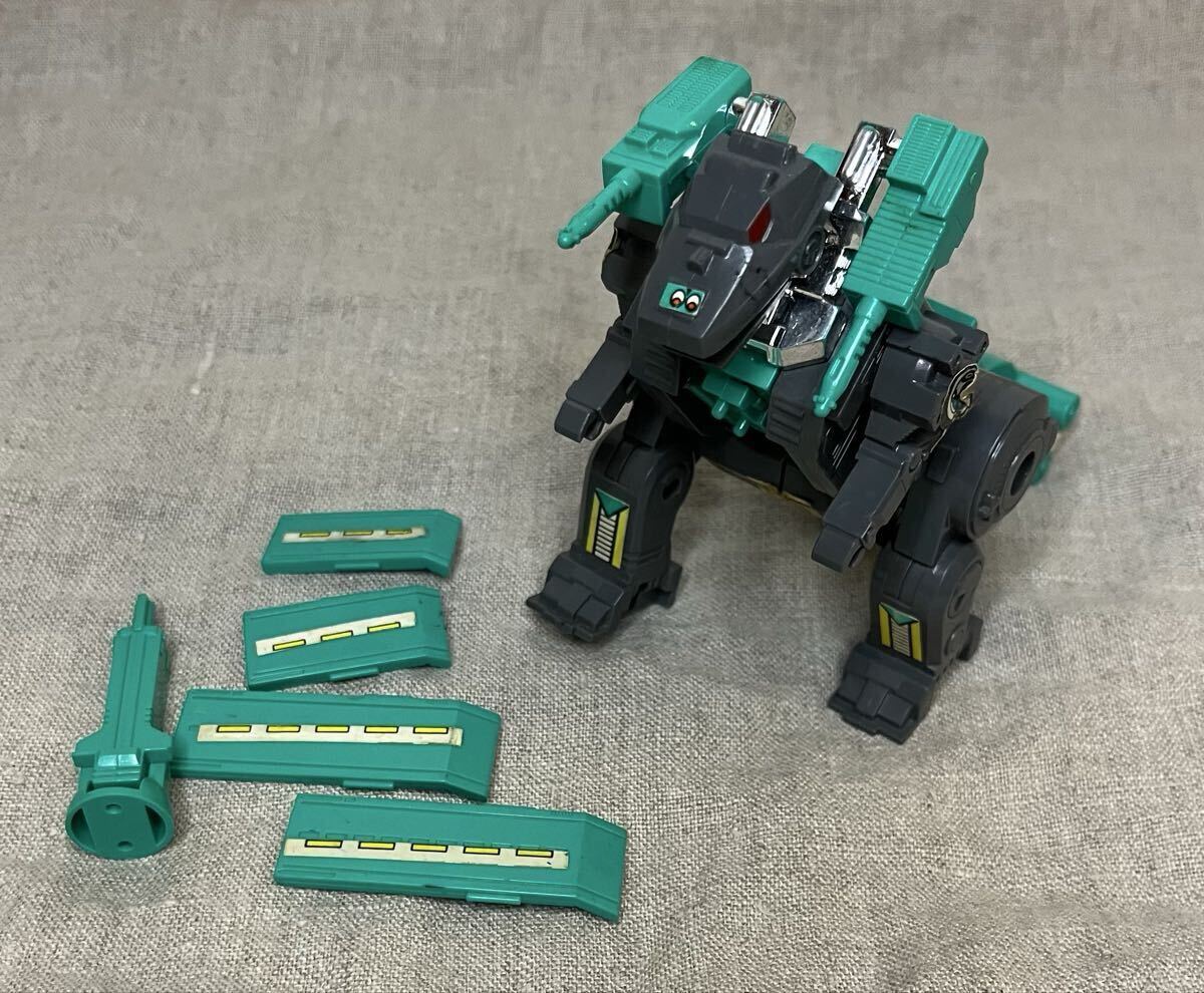 □TAKARA トランスフォーマー ダイナザウラー デストロンシティ ダイノ