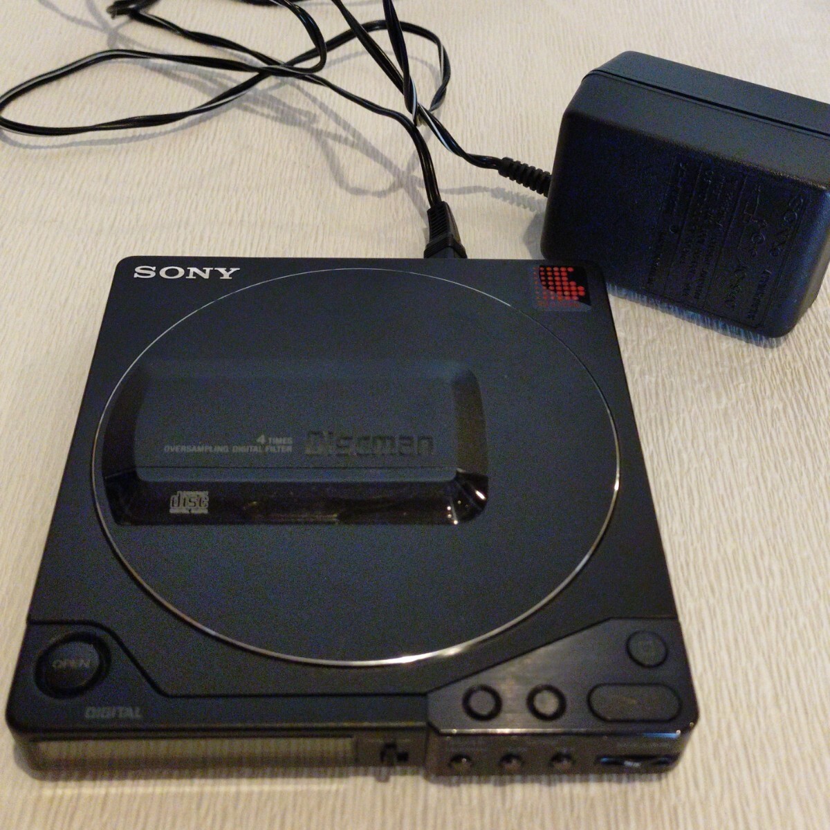 SONY ソニー D-223 ディスクマン Discman ポータブルCDプレーヤー