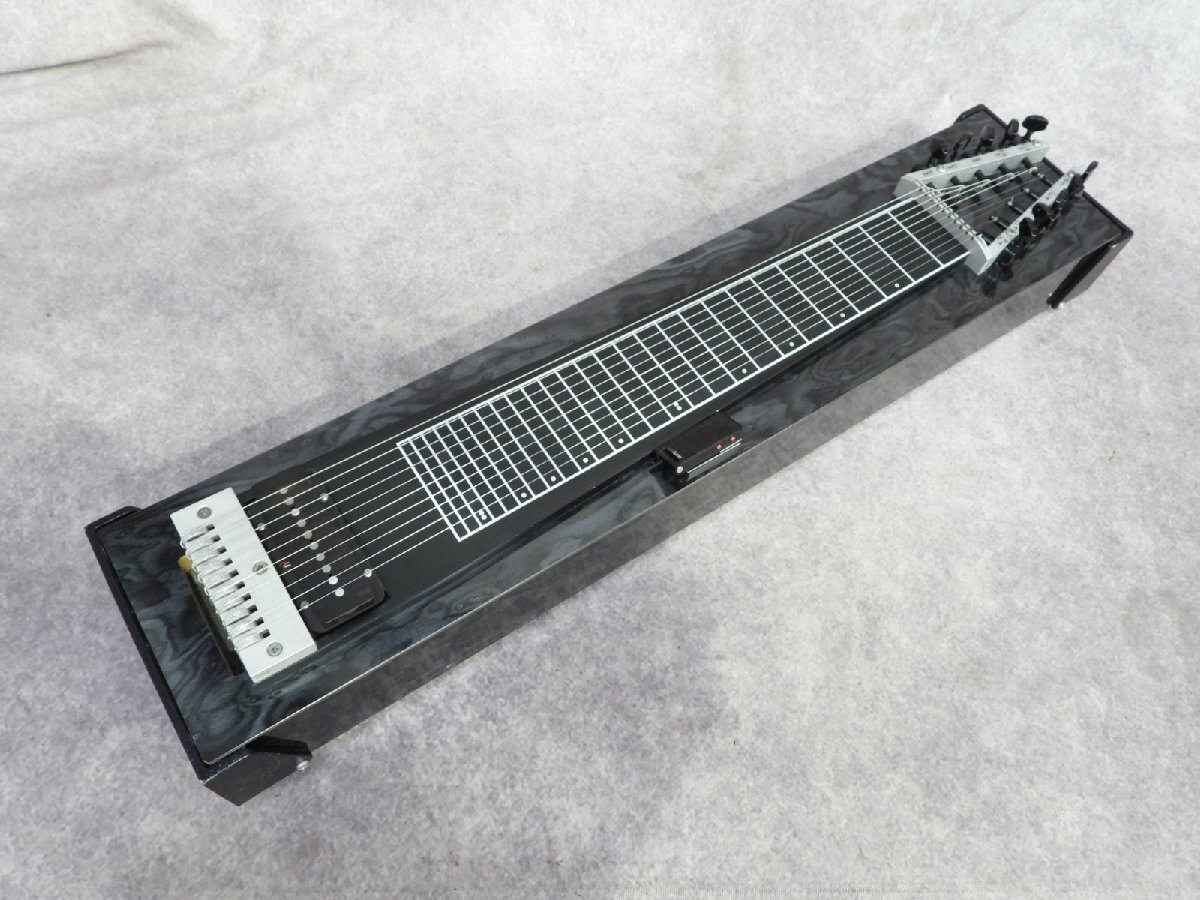 新品】【竹谷隆之御大直筆サイン入】ニクネカムイ Kick Starter.verの