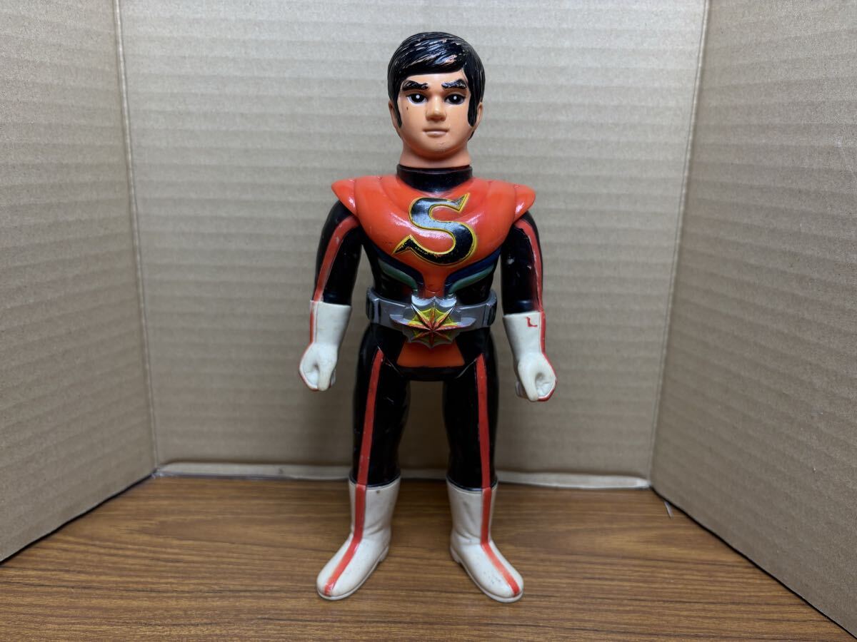 海洋堂 1/15 仮面ライダー怪人11体セット レジンキャストモデル 海洋堂 1/15 仮面ライダー怪人11体セット レジンキャストモデル 中古