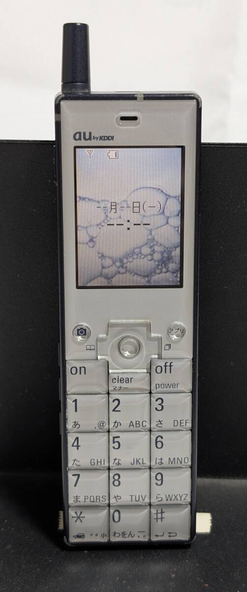 おすすめ】☆au 初代 INFOBAR A5307ST ガラケー☆ シルバー×ブラック