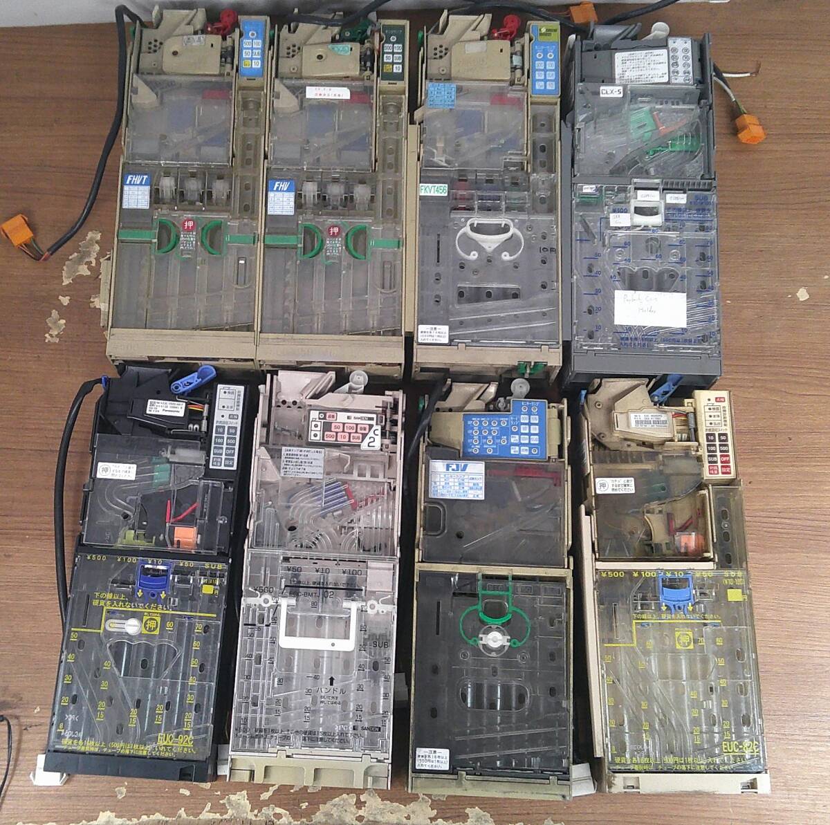 メック(硬貨選別機)　FMVT451 中古】 富士電機 コインメック FMVT451専用 つり銭カセットチューブ の