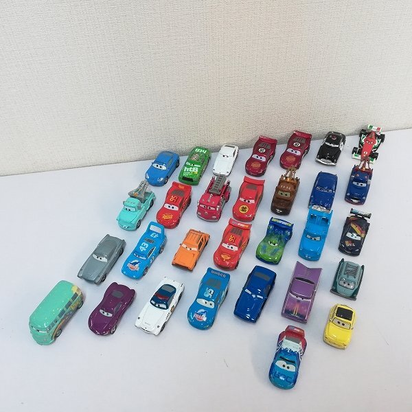 新品】【新品・未開封】カーズ2 トミカセット フィン・マックミサイル