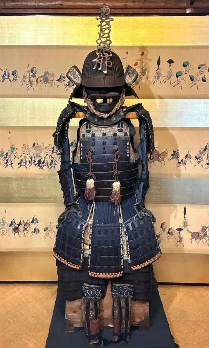 美術品】【侍】江戸時代 梵字前立筋兜 甲冑 面頬鎧兜一式 等身大 鎧櫃