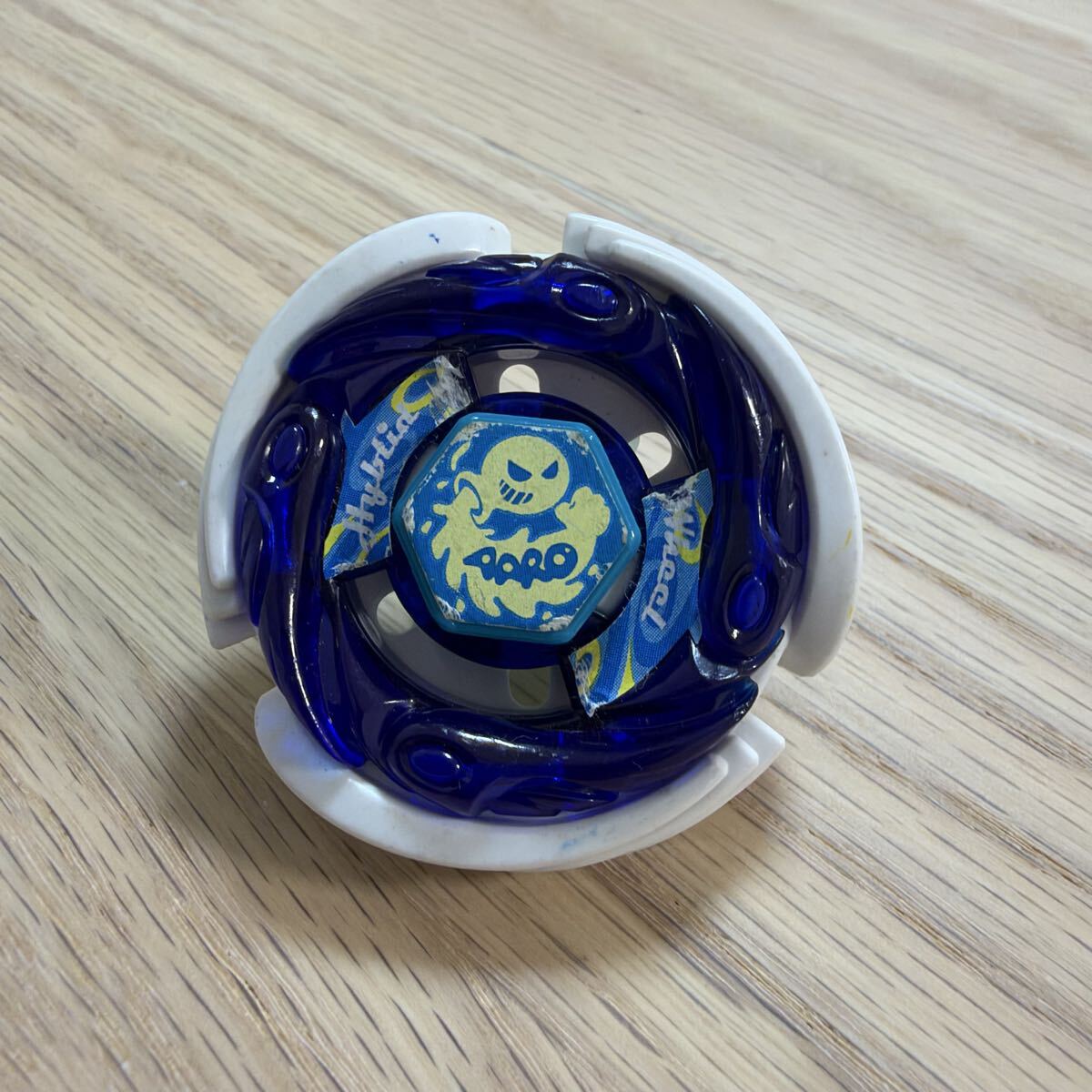 新品】メタルファイト ベイブレード ランダムブースターライト Vol.3