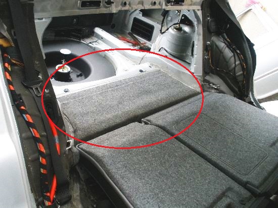 Bmwセダンe46トランクスルー3シリーズ318iフロアカーペットm3フロアマット316iクーペ3iトランク323iトランクルーム325i後部座席328i318ci の落札情報詳細 ヤフオク落札価格情報 オークフリー スマートフォン版