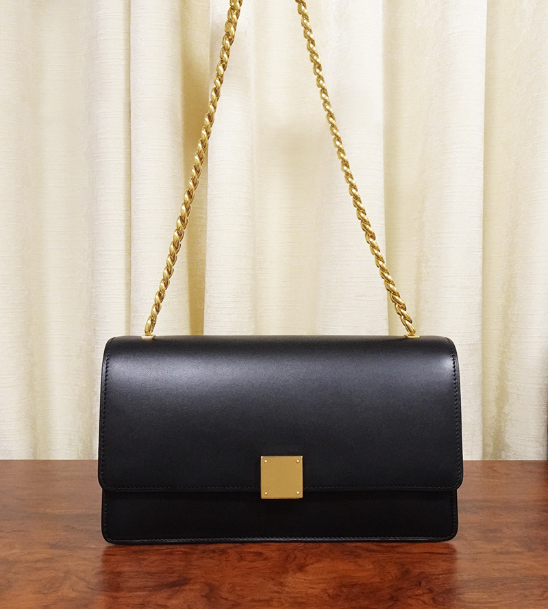 新品】新品 正規品 CELINE セリーヌ チェーンショルダーバッグ ケース ...