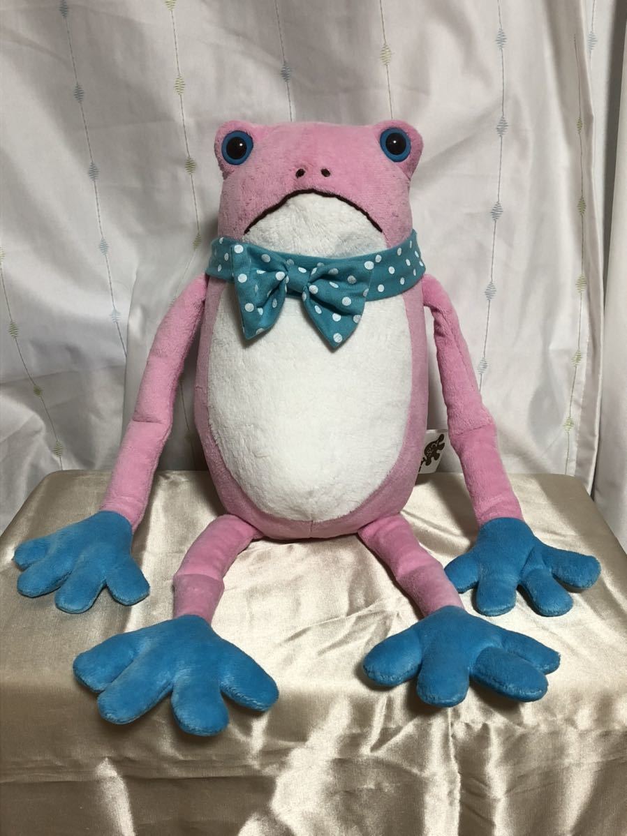 てぶケロ ピンク 水色ドット蝶ネクタイ 座高約30cm パスポート カエル かえる 蛙 ぬいぐるみ の落札情報詳細 ヤフオク落札価格情報 オークフリー スマートフォン版