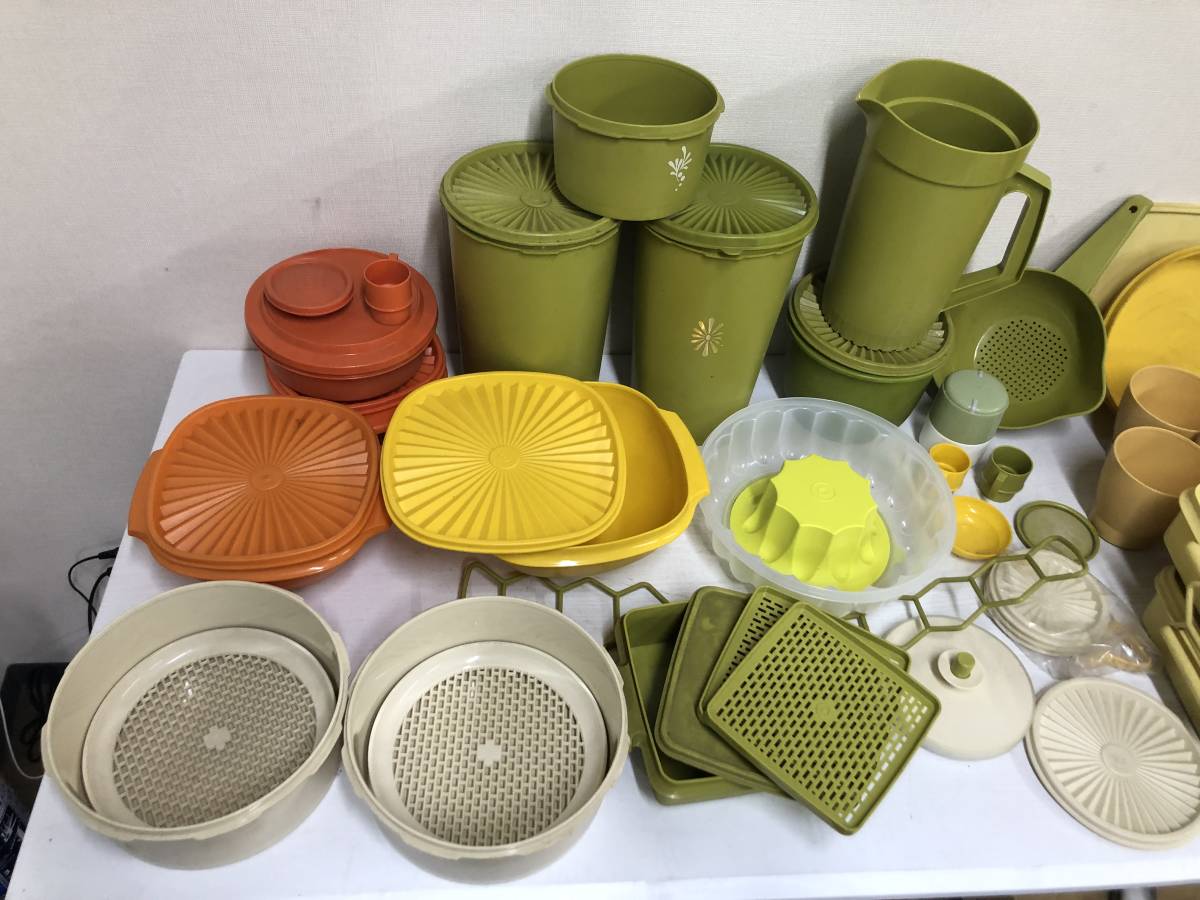 Web243 Tupperware タッパーウェア 保存容器 カラフル 7色 ボール型 スクエア キッチン おしゃれ 可愛い レトロ 雑貨 10点以上 お得 セット の落札情報詳細 ヤフオク落札価格情報 オークフリー スマートフォン版