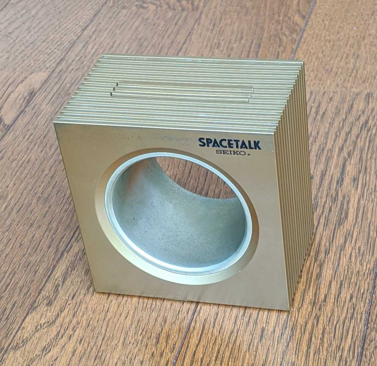 正規品，低価 SEIKO SPACETALK セイコースペーストーク 赤 音声で時刻