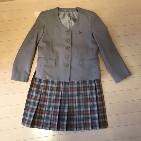 愛知県 名古屋 名城大学附属高等学校 制服 学生服 上下セット の落札情報詳細 ヤフオク落札価格情報 オークフリー スマートフォン版