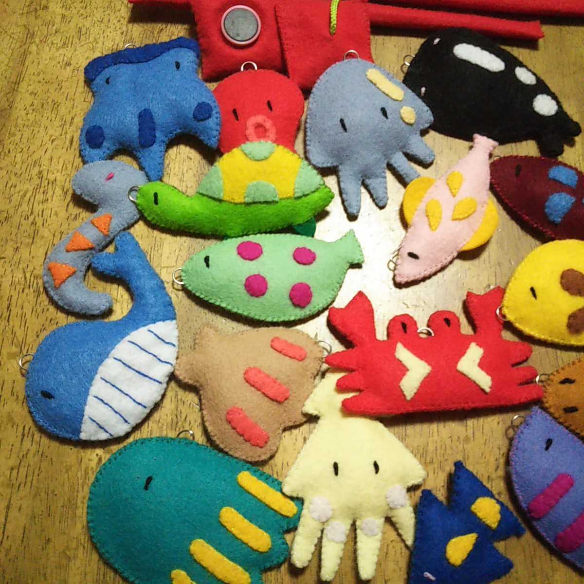 新品 手作り ハンドメイド フェルト さかな釣りセット 匹と竿2本 の落札情報詳細 ヤフオク落札価格情報 オークフリー スマートフォン版