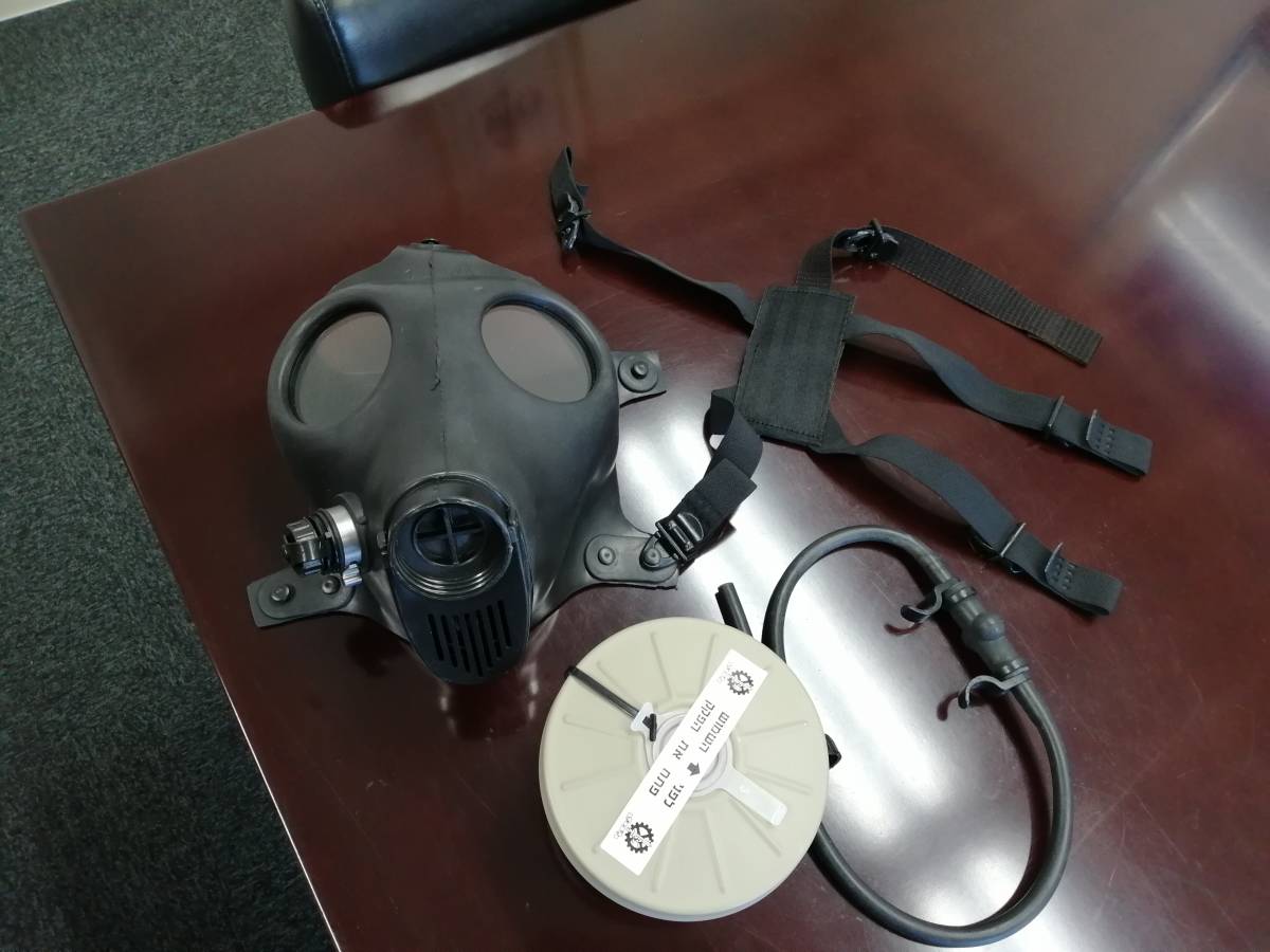 新品 イスラエル軍用 ガスマスク Gas Mask フィルター ドリンクチューブ A の落札情報詳細 ヤフオク落札価格情報 オークフリー スマートフォン版